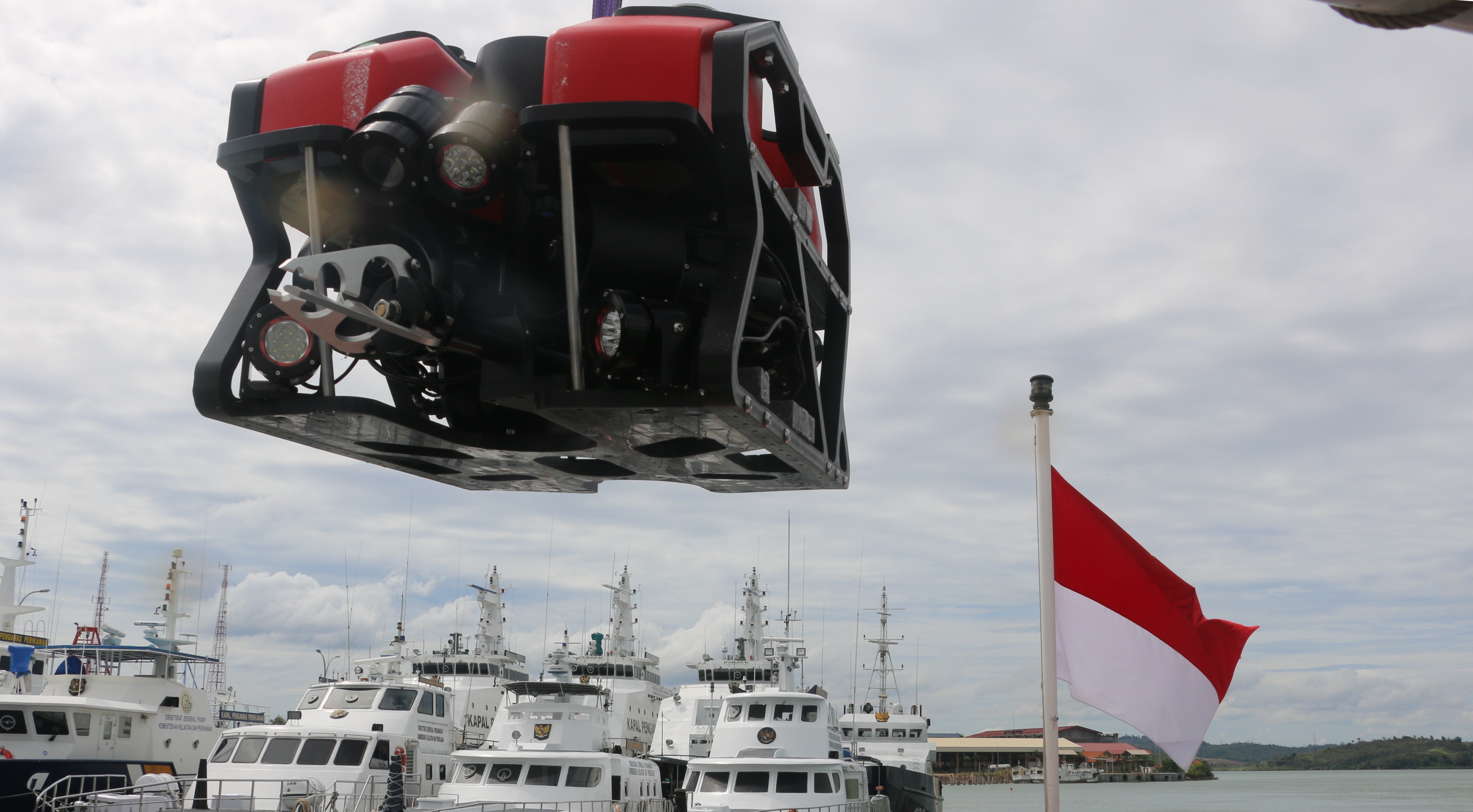 Raj4mpat1000- 1000 meters Depth Observation ROV